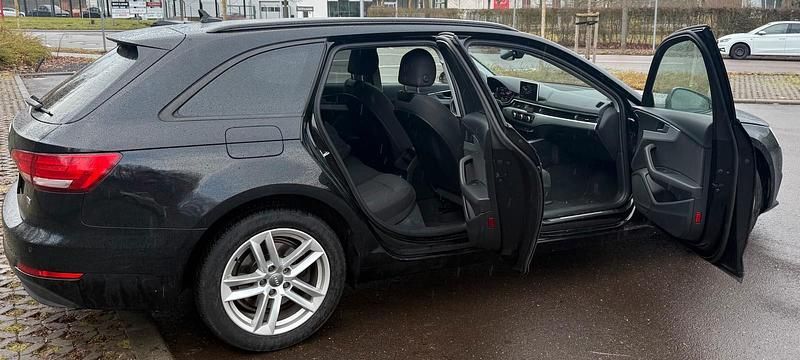 Gebraucht Audi A4 150 PS (110 kW) 2017 Schwarz Kombi