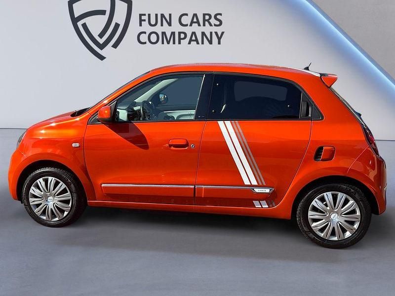 Używany Renault Twingo Vibes 60 kW (82 KM) 2021 Pomarańczowy Hatchback