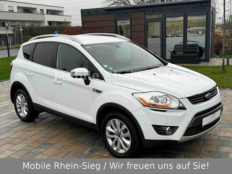 Gebraucht Ford Kuga Titanium 136 PS (100 kW) 2011 Weiß SUV