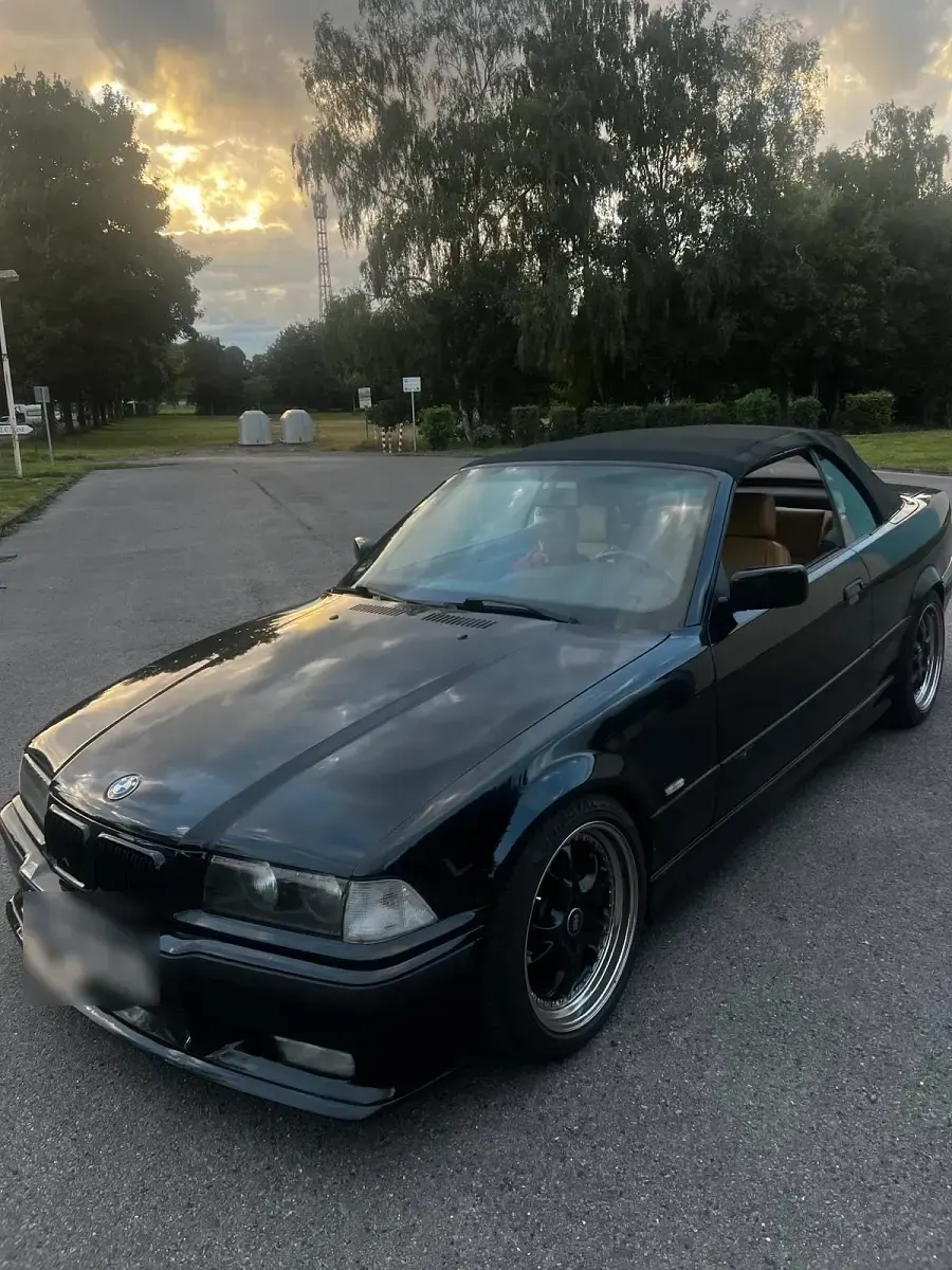 Gebraucht BMW 320 Cabriolet 150 PS (110 kW) 1998 Schwarz Cabrio