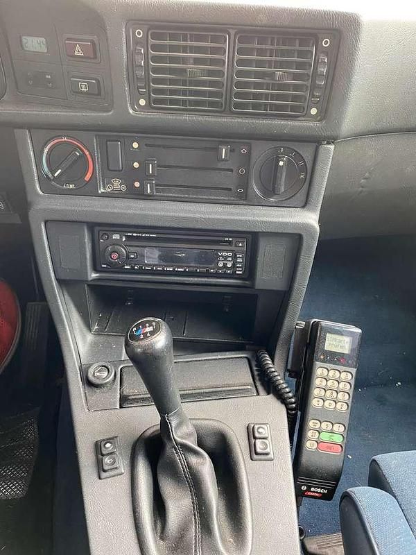 Gebraucht BMW 528 184 PS (135 kW) 1981 Blaumetallic Limousine