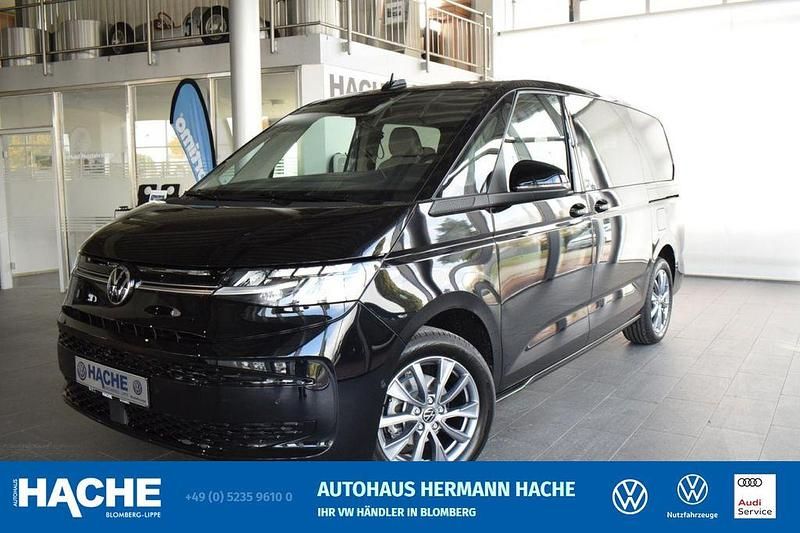 Deep black perleffekt (schwarz) Neu 2025 VW T7 Life Van | 71.526 € - Bild 1/4