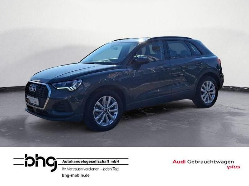 Gebraucht Audi Q3 Ambiente 190 PS (139 kW) 2025 Grau SUV