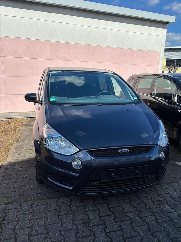 Gebraucht Ford S-MAX S 116 PS (85 kW) 2009 Van / Kleinbus