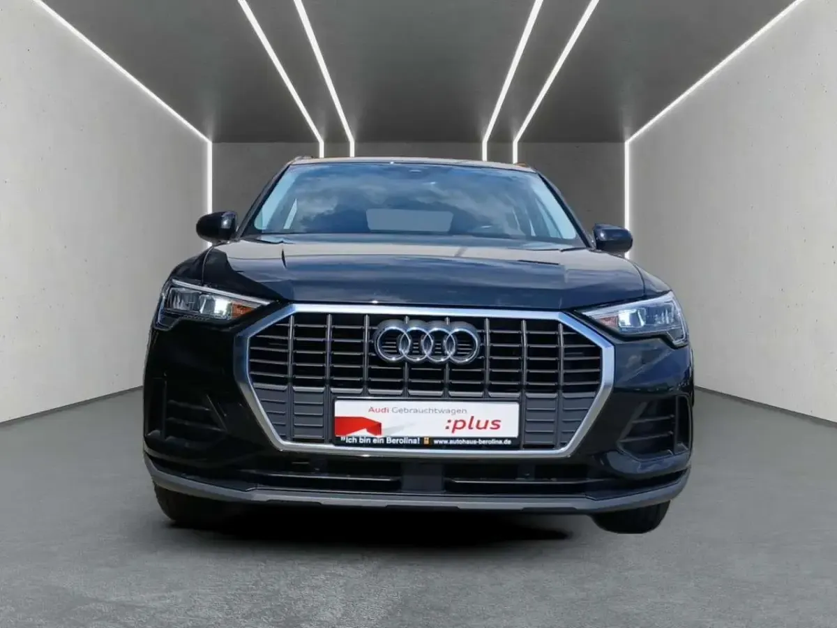 Gebraucht Audi Q3 150 PS (110 kW) 2022 Mythosschwarz metallic SUV