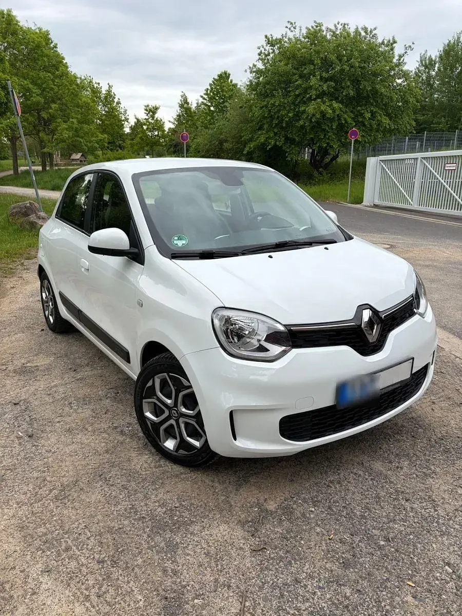 Gebraucht Renault Twingo Intens 74 PS (54 kW) 2019 Weiß Kleinwagen