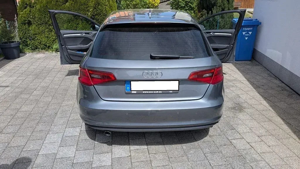 Gebraucht Audi A3 110 PS (80 kW) 2016 Grau Limousine