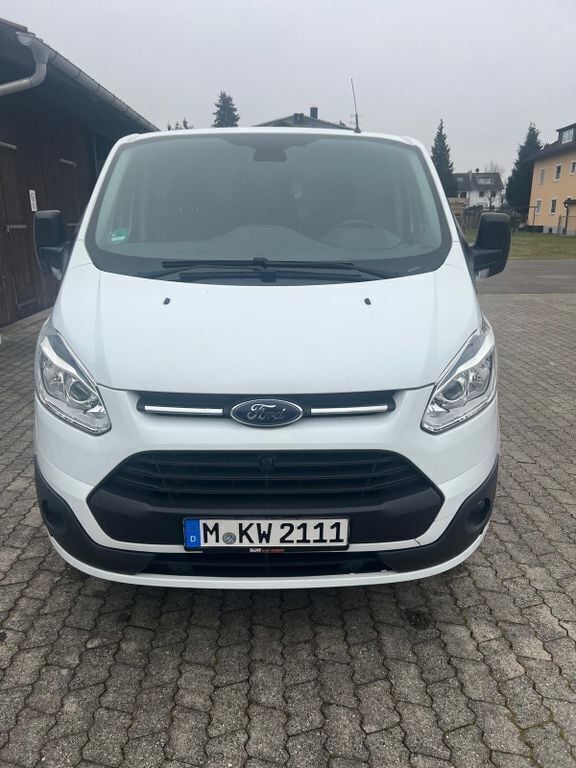Weiß Gebraucht 2016 Ford Transit Custom Van / Kleinbus | 11.900 € (Superpreis) - Bild 1/4