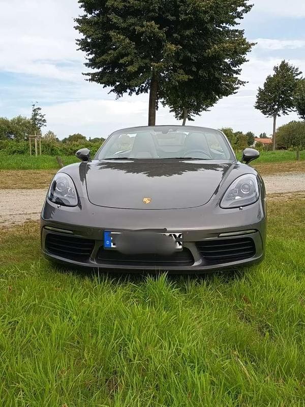 Grau Gebraucht 2016 Porsche 718 Cabrio | 49.500 € (Fairer Preis) - Bild 1/4