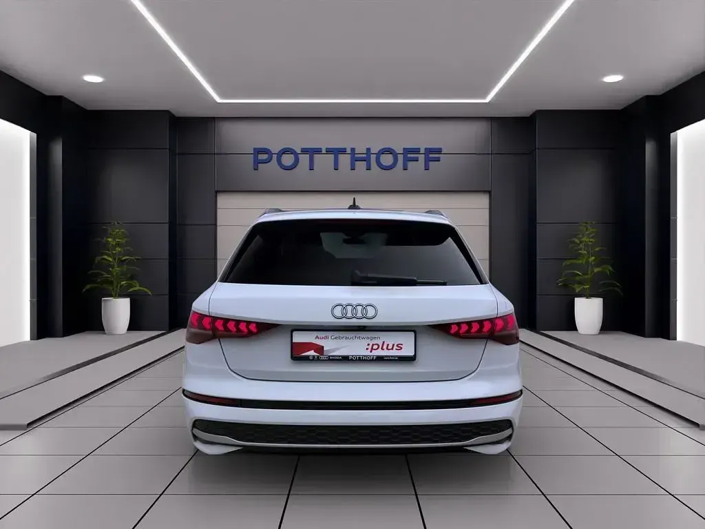 Second-hand Audi A3 Advanced 150 CP (110 kW) 2025 Alb Berlinǎ
