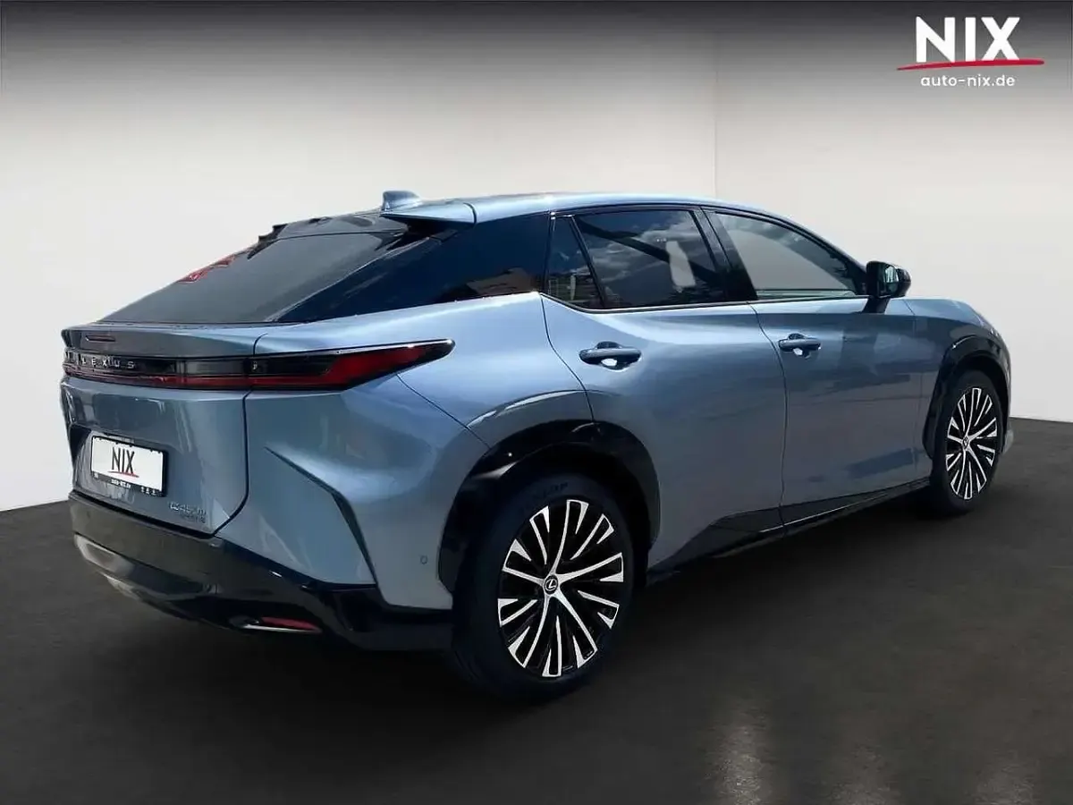 Gebraucht Lexus RZ 450e Luxury Line 230 kW (313 PS) 2023 Blau SUV