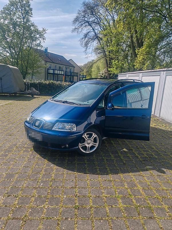 Gebraucht Seat Alhambra 140 PS (102 kW) 2010 Andere farben Van / Kleinbus