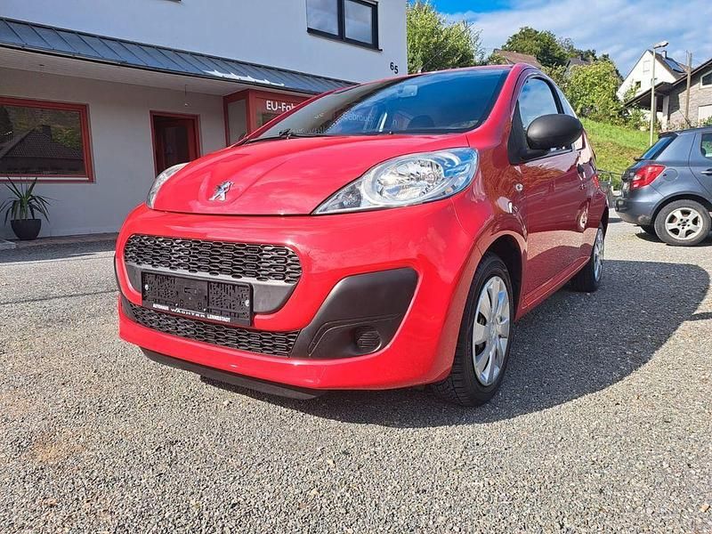 Rot Gebraucht 2014 Peugeot 107 Access Kleinwagen | 4.490 € (Fairer Preis) - Bild 1/4