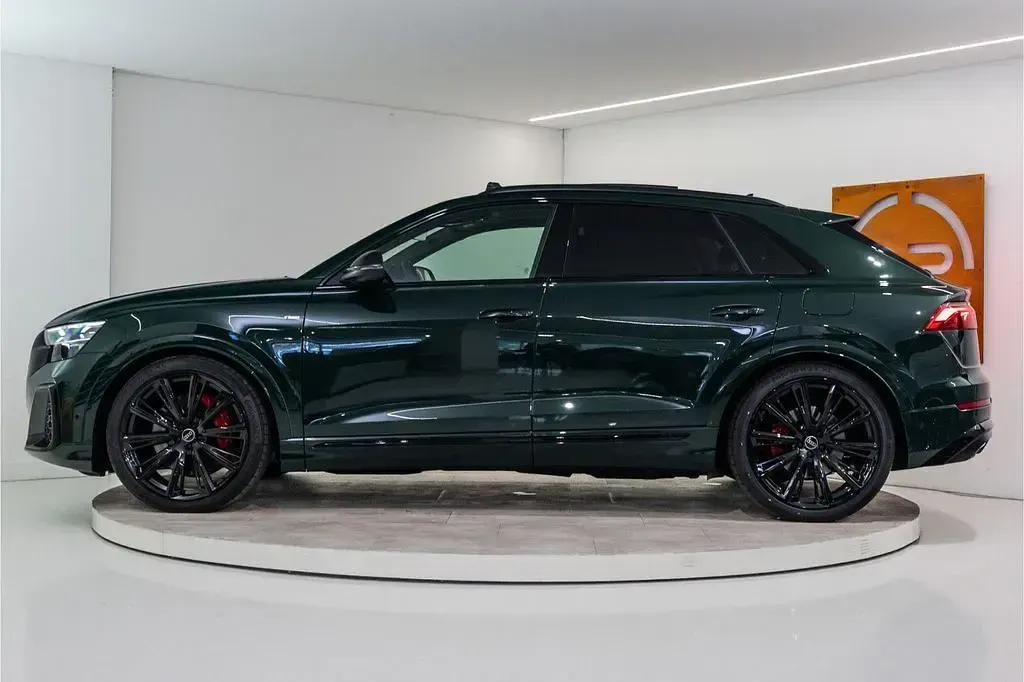 Neu Audi Q8 Competition 489 PS (359 kW) 2026 Grün SUV