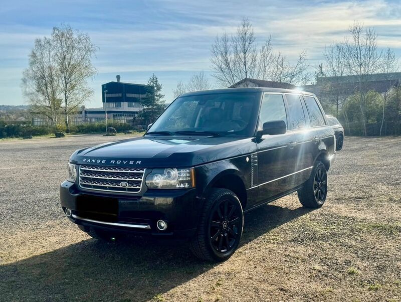 Schwarz Gebraucht 2011 Land Rover Range Rover Vogue SUV | 14.999 € (Guter Preis) - Bild 1/4