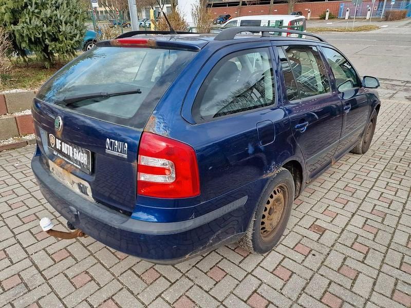 Gebraucht Skoda Octavia Elegance 116 PS (85 kW) 2006 Blau Kombi