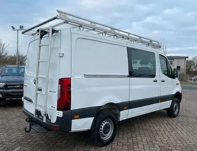 Second-hand Mercedes Sprinter 163 CP (119 kW) 2020 Andere Van