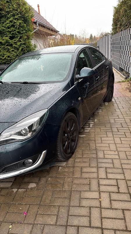 Gebraucht Opel Insignia 170 PS (125 kW) 2014 Grün Limousine