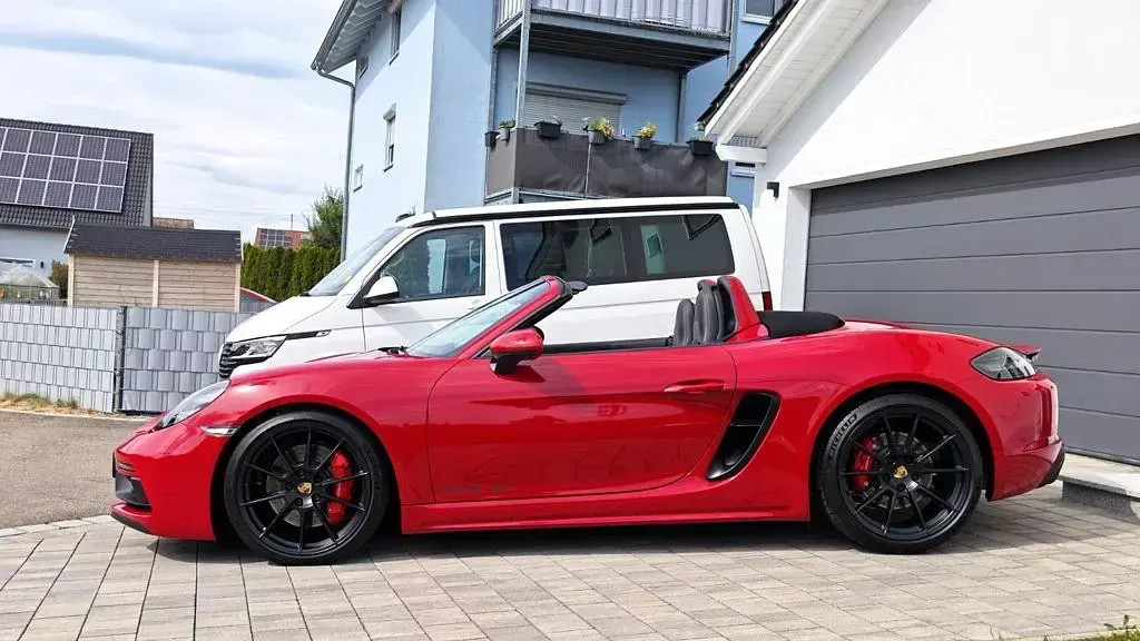 Gebraucht Porsche 718 400 PS (294 kW) 2021 Rot Cabrio