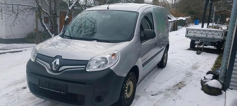 Silber Gebraucht 2018 Renault Kangoo Kombi | 6.950 € (Superpreis) - Bild 1/4