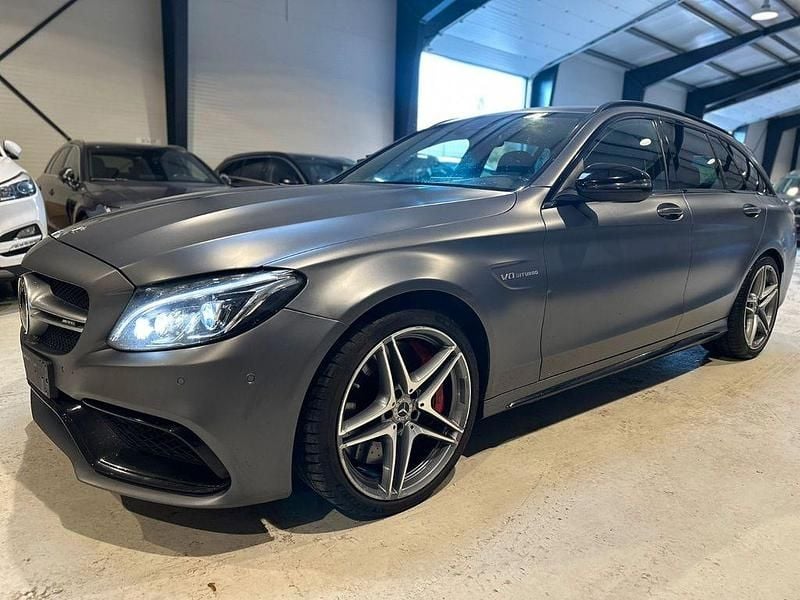Grau Gebraucht 2017 Mercedes C63 AMG AMG Limousine | 28.999 € (Guter Preis) - Bild 1/4