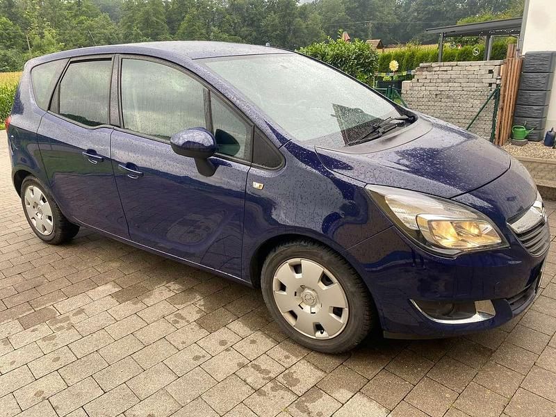 Gebraucht Opel Meriva Edition 95 PS (69 kW) 2016 Royal blau (s2) Van / Kleinbus
