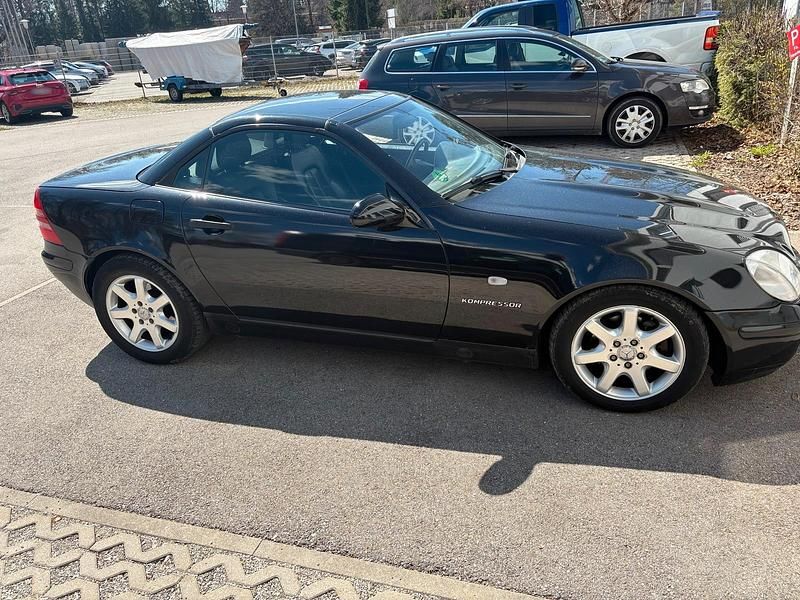 Gebraucht Mercedes SLK230 193 PS (141 kW) 2000 Schwarz Cabrio