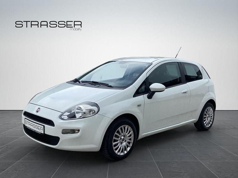 Bianco divino (weiß) Gebraucht 2014 Fiat Punto Pop Kleinwagen | 5.590 € (Fairer Preis) - Bild 1/3