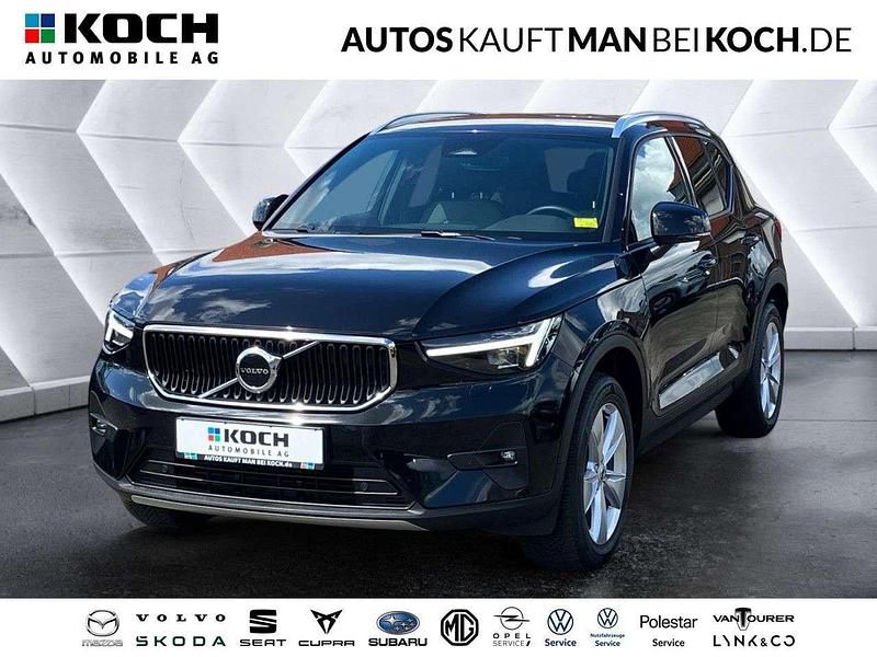 Onyx black Gebraucht 2024 Volvo XC40 Core SUV | 36.290 € (Etwas zu teuer) - Bild 1/4