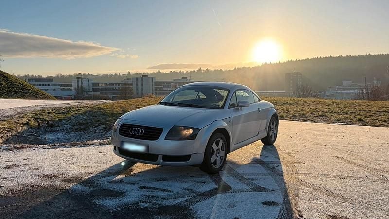 Gebraucht Audi TT 180 PS (132 kW) 2000 Silber Coupé