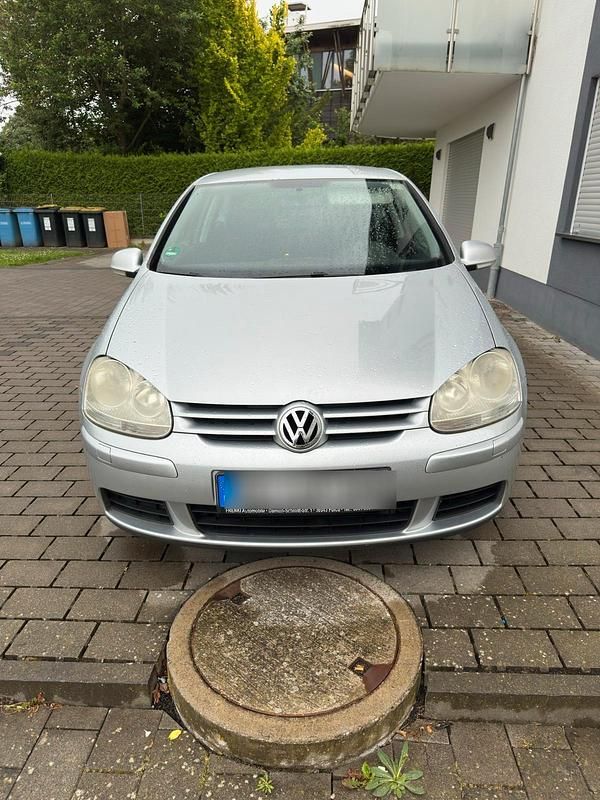 Grau Gebraucht 2007 VW Golf V Kleinwagen | 1.400 € (Superpreis) - Bild 1/3