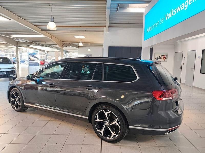 Gebraucht VW Passat GTE 218 PS (160 kW) 2020 Grau Kombi