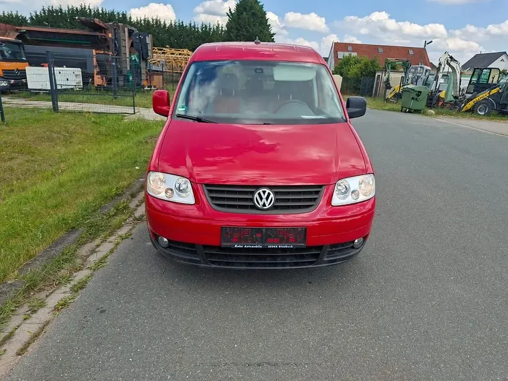 Gebraucht VW Caddy Team 102 PS (75 kW) 2008 Rot Van / Kleinbus