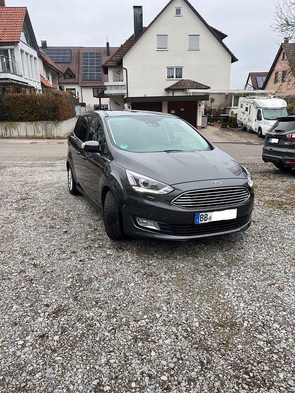 Gebraucht Ford C-MAX Titanium 150 PS (110 kW) 2017 Grau Van / Kleinbus