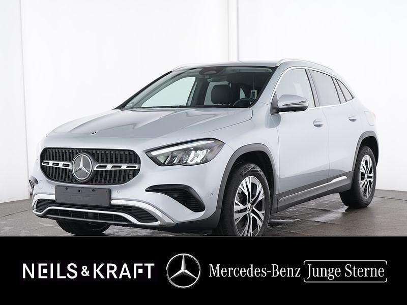 Silber Gebraucht 2024 Mercedes GLA200 Progressive SUV | 36.450 € (Superpreis) - Bild 1/4