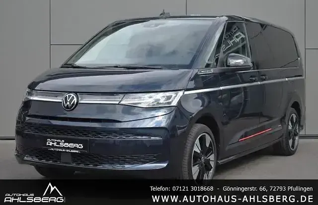 Usata VW Multivan Style 150 CV (110 kW) 2023 Blu Monovolume