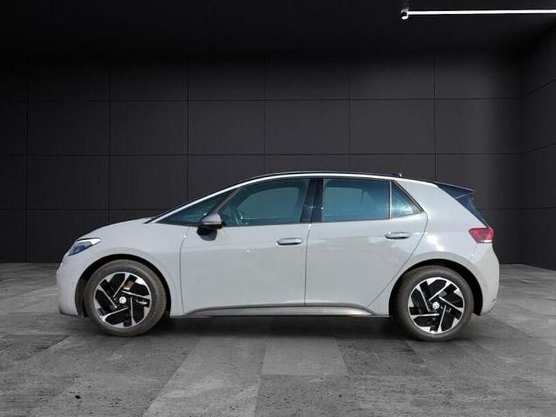 Gebraucht VW ID.3 Pro 150 kW (204 PS) 2024 Mondsteingrau Kleinwagen