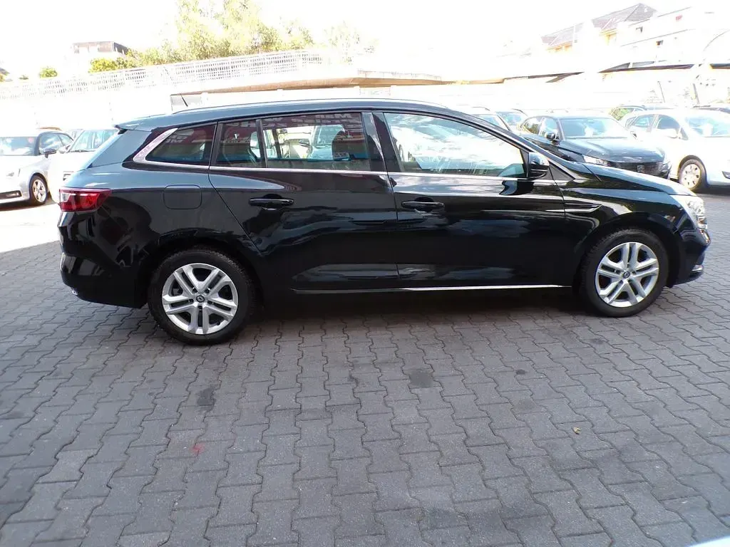 Gebraucht Renault Mégane IV 101 PS (74 kW) 2016 Schwarz Limousine