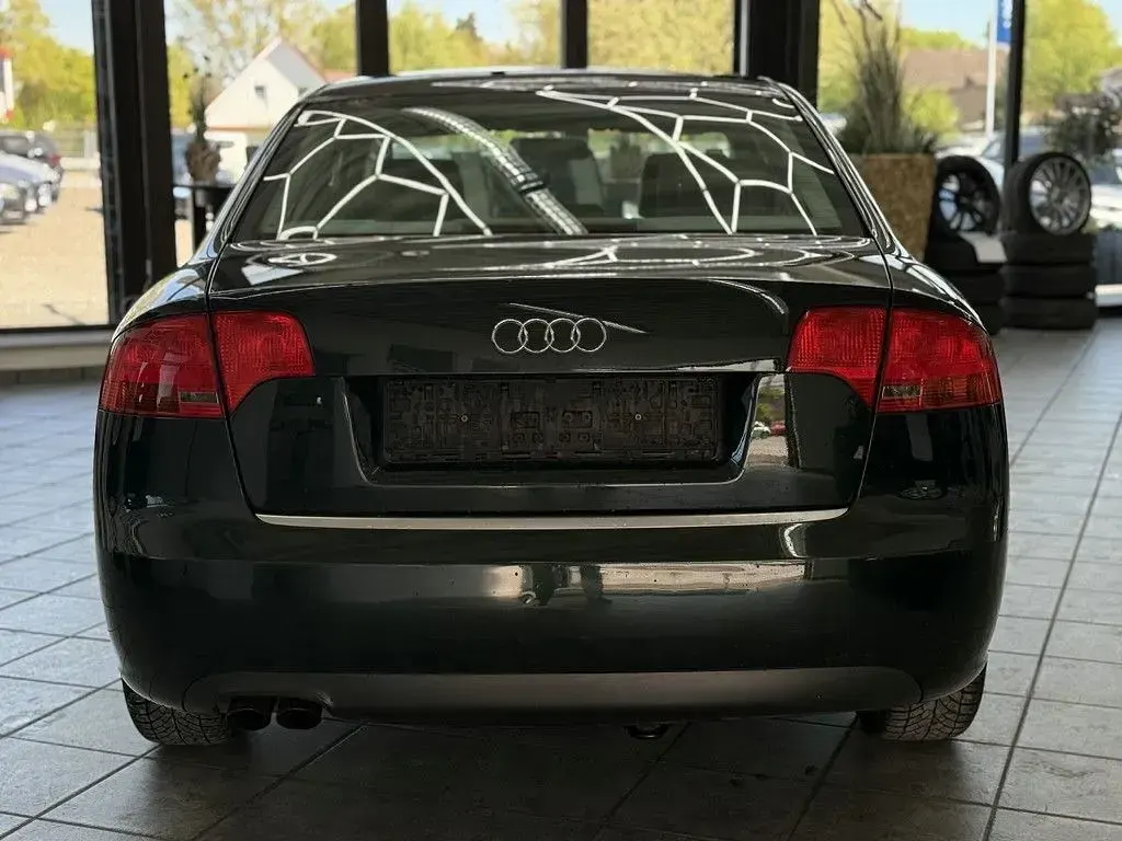 Gebraucht Audi A4 140 PS (102 kW) 2007 Tiefgrãœn perleffekt Limousine