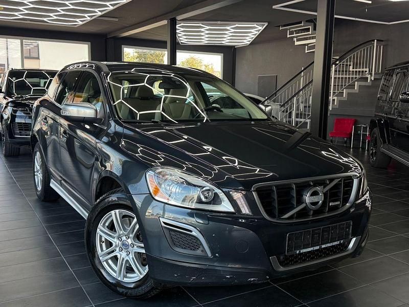 Gebraucht Volvo XC60 R-Design 163 PS (119 kW) 2011 Grau SUV