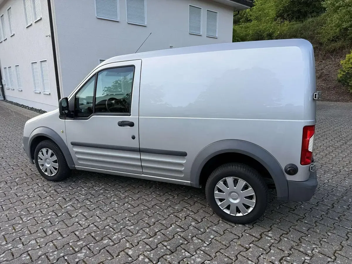 Gebraucht Ford Transit Connect 90 PS (66 kW) 2013 Silber Van / Kleinbus