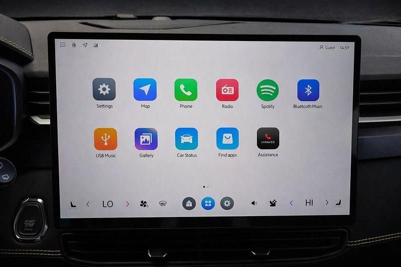 Neu Lynk & Co 01 280 PS (205 kW) 2026 Schwarz SUV