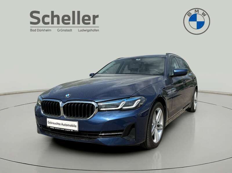 Phytonicblau Gebraucht 2021 BMW 530 Kombi | 31.900 € (Etwas zu teuer) - Bild 1/4