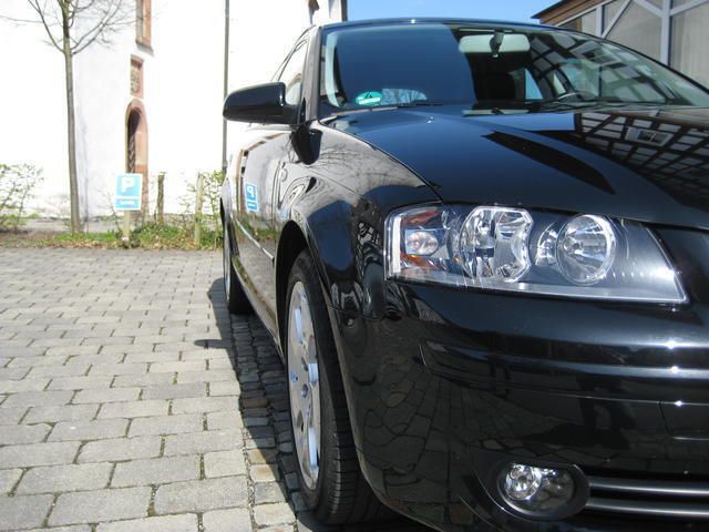 Gebraucht Audi A3 Sportback Ambition 105 PS (77 kW) 2008 Schwarz metallic Kleinwagen