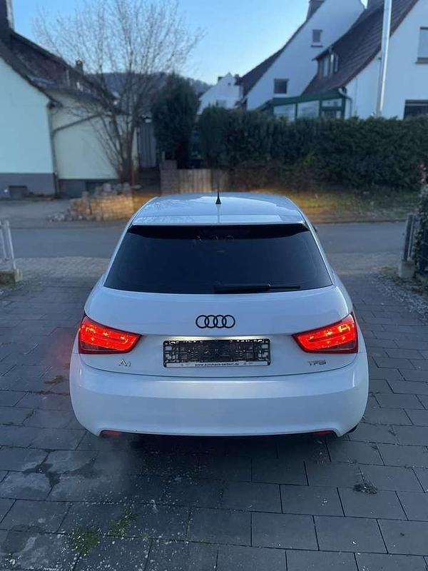 Gebraucht Audi A1 Ambition 86 PS (63 kW) 2013 Limousine