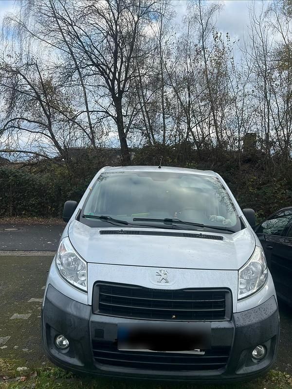 Grau Gebraucht 2015 Peugeot Expert Van | 11.000 € - Bild 1/4