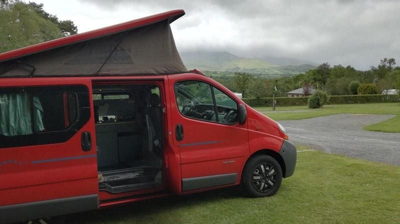 Brugt Renault Trafic 101 HK (74 kW) 2007 Rød MPV