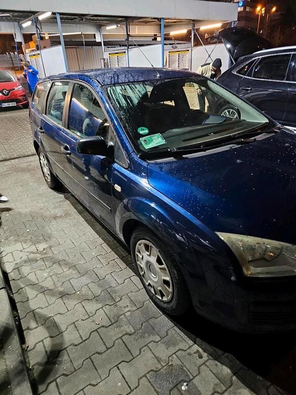 Gebraucht Ford Focus 100 PS (73 kW) 2006 Blau Kombi