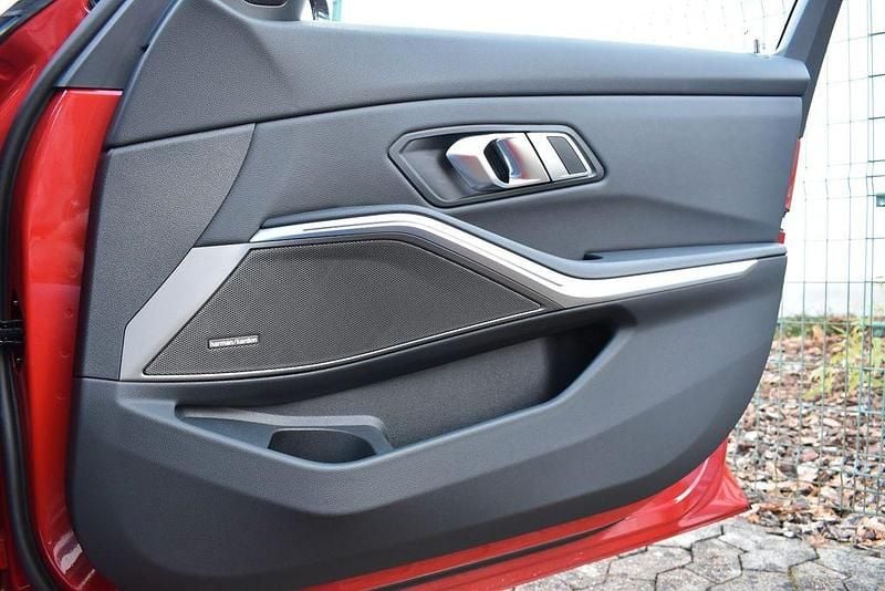 Gebraucht BMW M340 M Sport 374 PS (275 kW) 2023 Rot Limousine