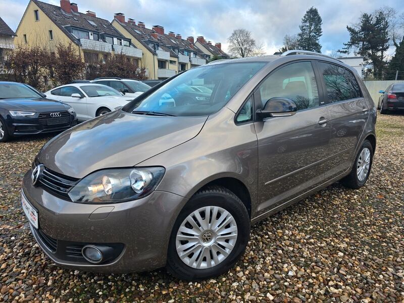 Braun Gebraucht 2012 VW Golf Plus Van / Kleinbus | 10.999 € (Etwas zu teuer) - Bild 1/4